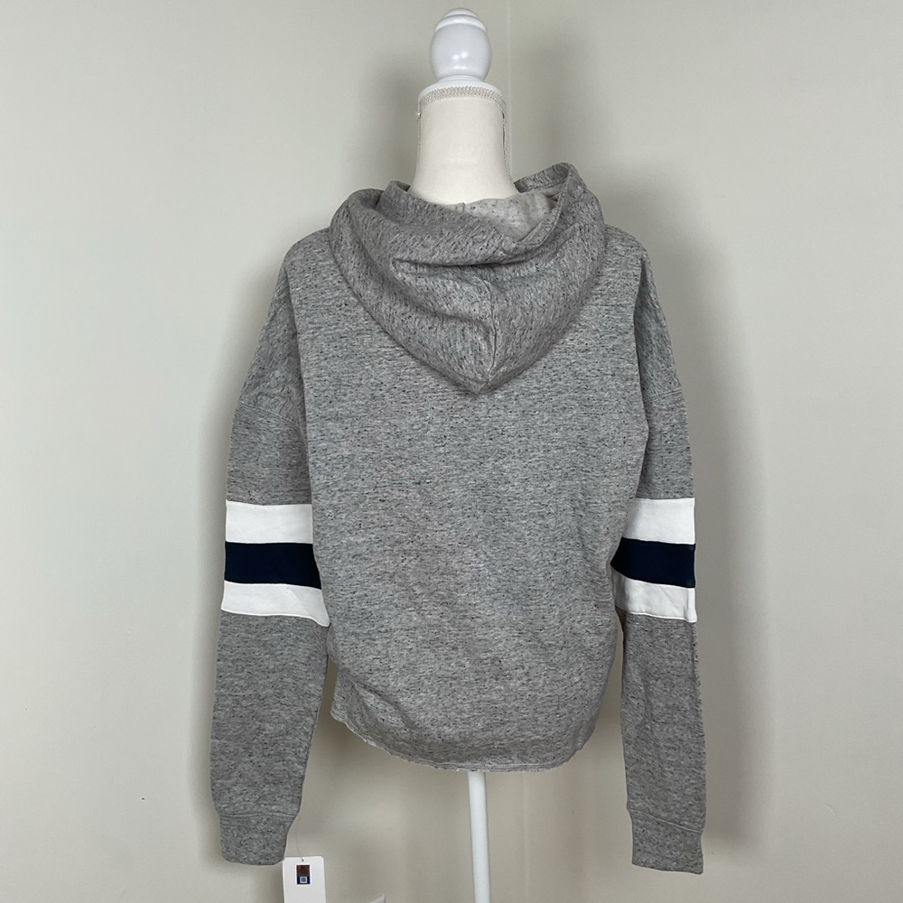 Top of the World Women's Penn State Panel Sleeve Cropped Hoodie Size Large NWT - Picture 5 of 9
